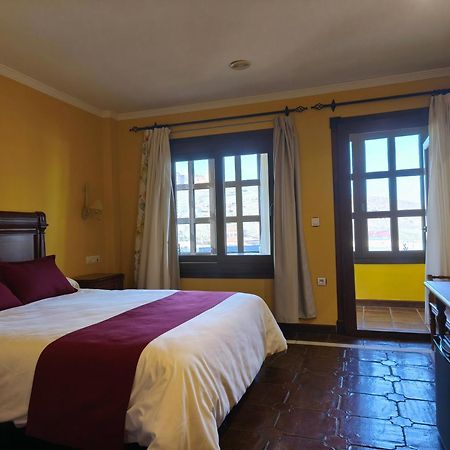 Hospederia Del Zenete Hotell La Calahorra Exteriör bild