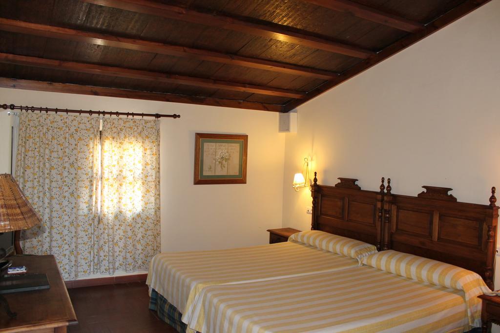 Hospederia Del Zenete Hotell La Calahorra Exteriör bild