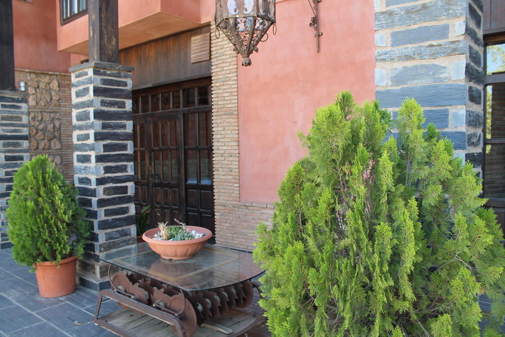 Hospederia Del Zenete Hotell La Calahorra Exteriör bild