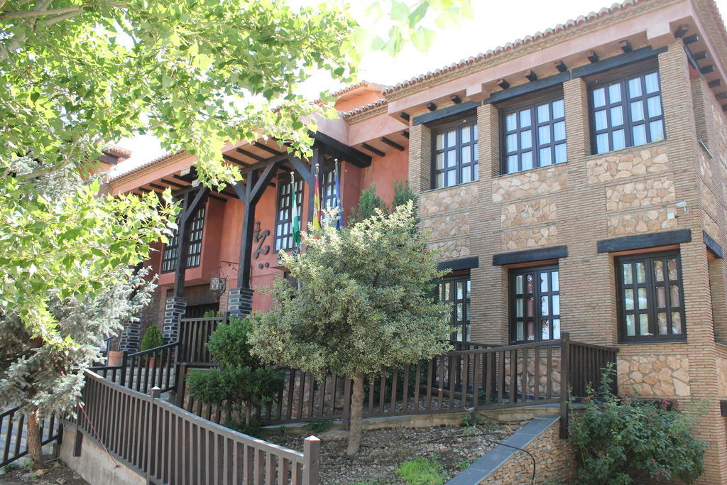 Hospederia Del Zenete Hotell La Calahorra Exteriör bild